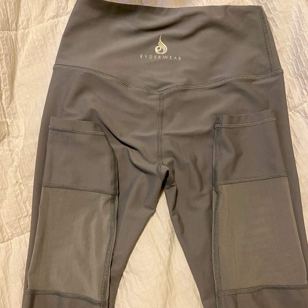 Ryderwear workout leggings